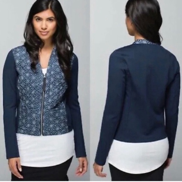 Lululemon Women’s V-Neck Zip Up Navy Blue Quilted Lightweight Coat Jacket Sz 4 - Picture 2 of 7